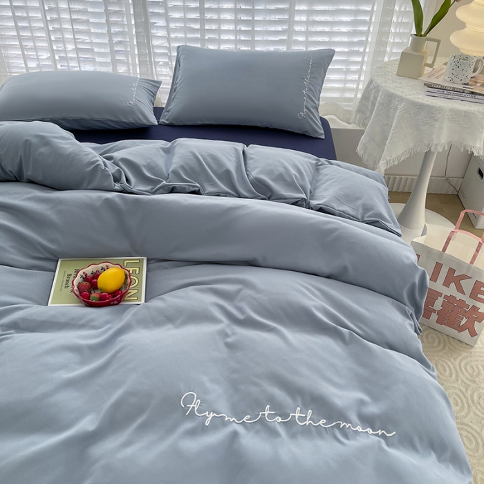 91家纺网 家纺一手货源 找家纺 曼谷家纺纯色简约刺绣四件套柔软磨毛床上用字母海盐藏青