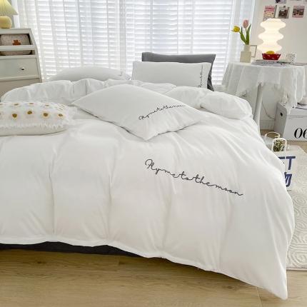 91家纺网 家纺一手货源 找家纺 曼谷家纺纯色简约刺绣四件套柔软磨毛床上用 字母白灰