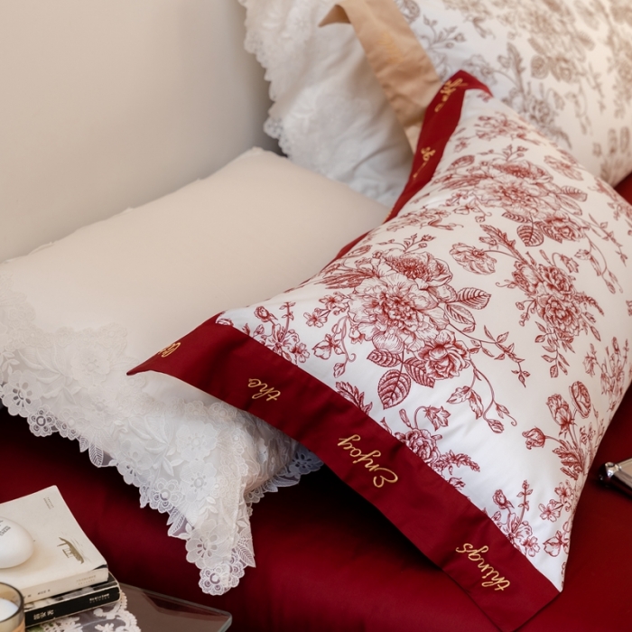 91家纺网 家纺一手货源 找家纺 优然居 新款100支数码印花刺绣工艺款四件套-克里斯汀 红