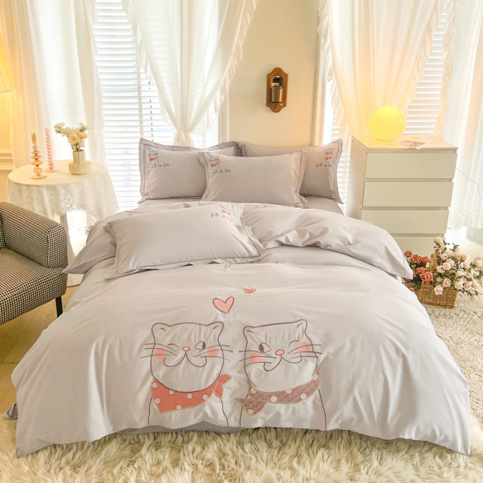 91家纺网 家纺一手货源 找家纺 雲归梦 2022新款小清新全棉绣花四件套 可爱喵-浅灰