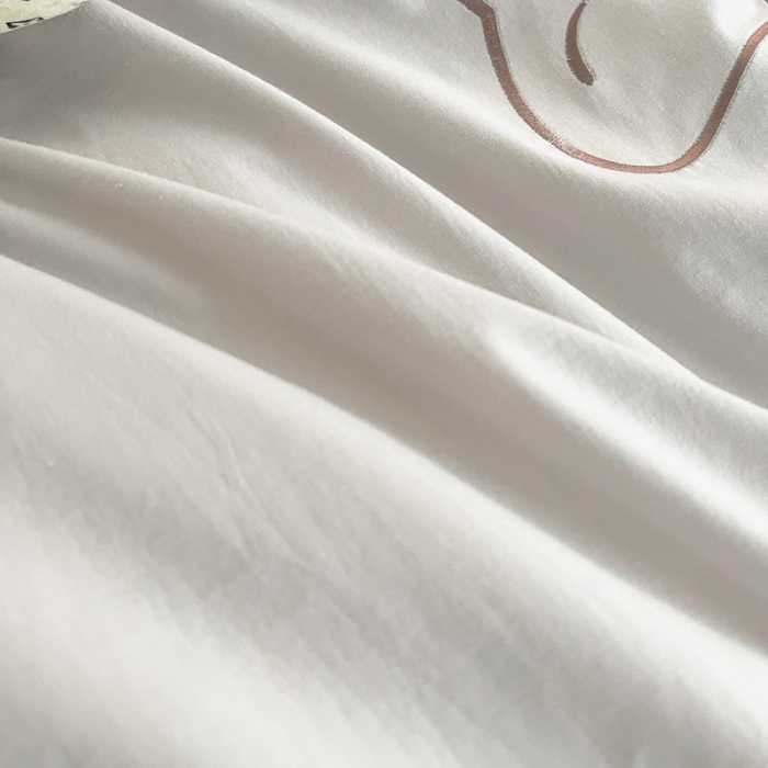 91家纺网 家纺一手货源 找家纺 雲归梦 2022新款小清新全棉绣花四件套 可爱喵-浅灰