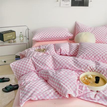 91家纺网 家纺一手货源 找家纺 （总）798 新款全棉13070水洗棉AA版棋盘格四件套