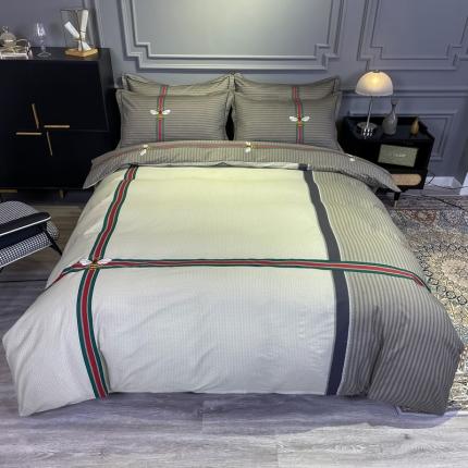 91家纺网 家纺一手货源 找家纺 （总）金爱家 2023新款全棉13372简约条格四件套