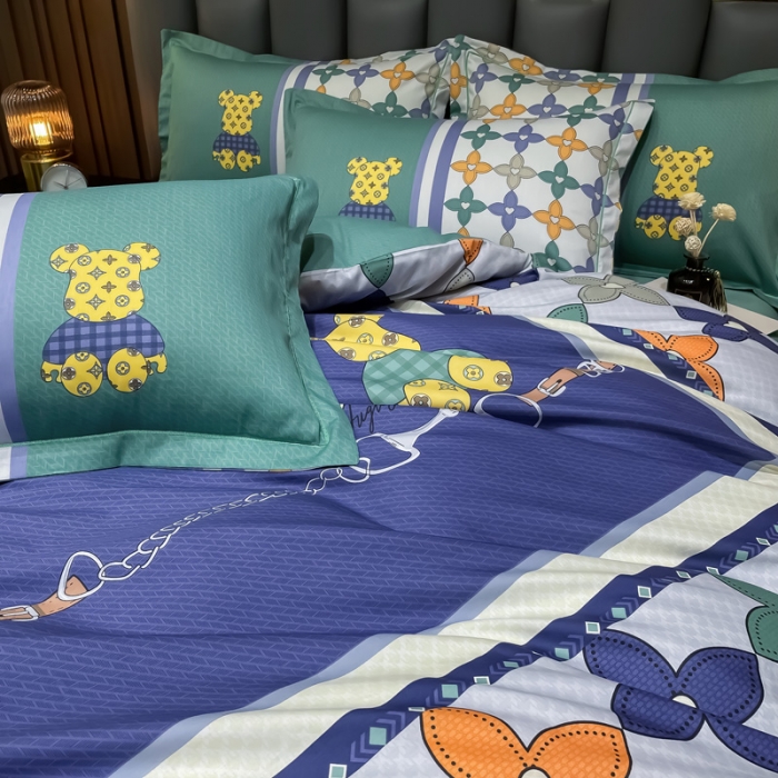 91家纺网 家纺一手货源 找家纺 金爱家 2023新款全棉13372简约条格四件套 绅士熊-绿