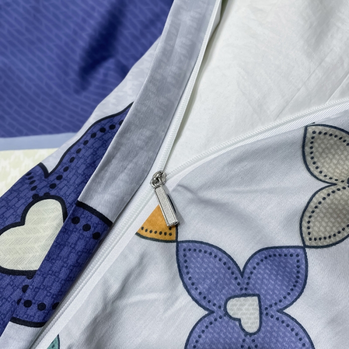 91家纺网 家纺一手货源 找家纺 金爱家 2023新款全棉13372简约条格四件套 绅士熊-绿