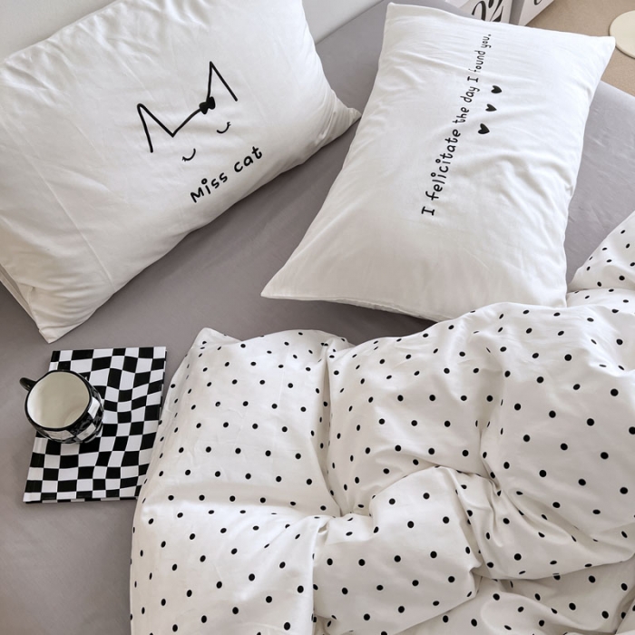 91家纺网 家纺一手货源 找家纺 艾沁 2022新款全棉北欧简约风四件套 喵小姐