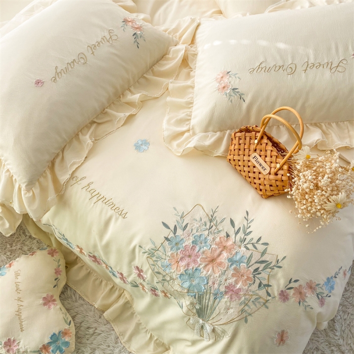 91家纺网 家纺一手货源 找家纺 艾晶美家纺 2022新款莱赛尔天丝泡泡纱绣花四件套 巴黎春天-乳黄