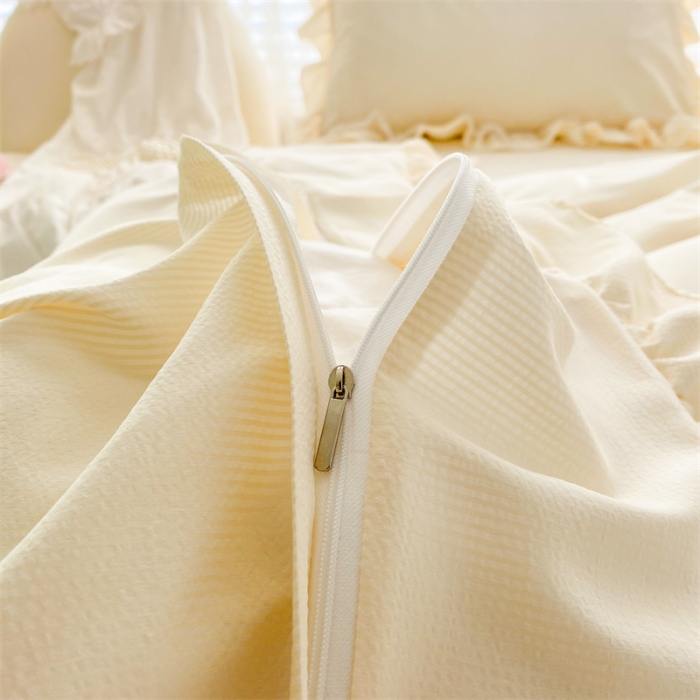 91家纺网 家纺一手货源 找家纺 艾晶美家纺 2022新款莱赛尔天丝泡泡纱绣花四件套 巴黎春天-乳黄