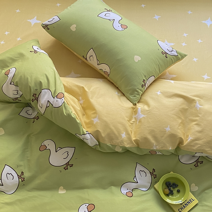 91家纺网 家纺一手货源 找家纺 麦伦家居 2022新款小清新卡通系列全棉斜纹四件套 咏鹅