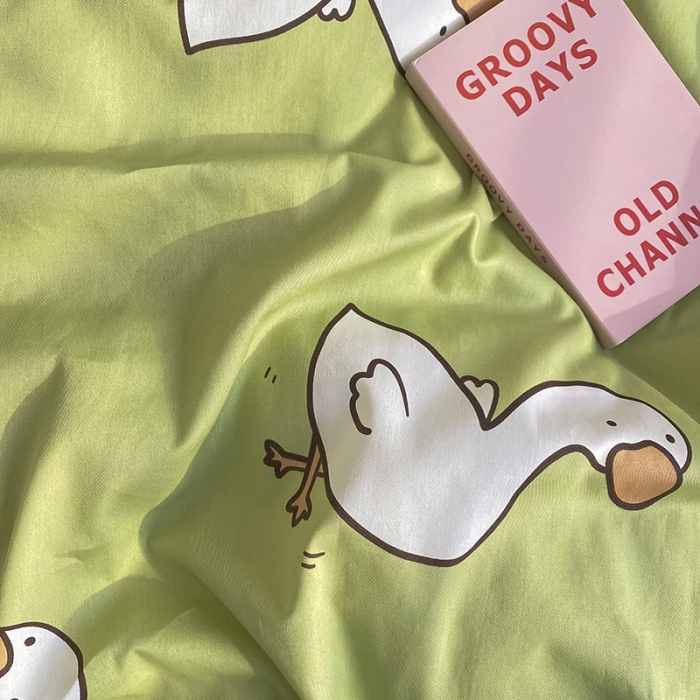 91家纺网 家纺一手货源 找家纺 麦伦家居 2022新款小清新卡通系列全棉斜纹四件套 咏鹅