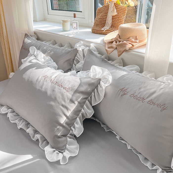 91家纺网 家纺一手货源 找家纺 沐慕 22新款水洗真丝刺绣花边四件套 可爱小熊-灰色