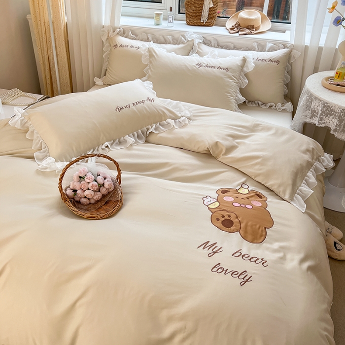 91家纺网 家纺一手货源 找家纺 沐慕 22新款水洗真丝刺绣花边四件套 可爱小熊-玉白