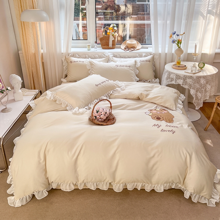 91家纺网 家纺一手货源 找家纺 沐慕 22新款水洗真丝刺绣花边四件套 可爱小熊-玉白