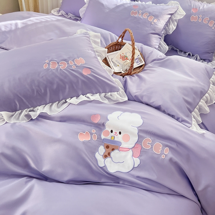 91家纺网 家纺一手货源 找家纺 沐慕 22新款水洗真丝刺绣花边四件套 奶茶小兔-紫色