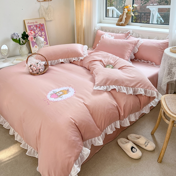 91家纺网 家纺一手货源 找家纺 沐慕 22新款水洗真丝刺绣花边四件套 天使女孩-玉粉