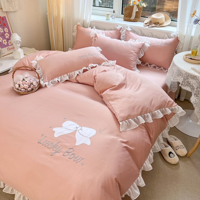 91家纺网 家纺一手货源 找家纺 沐慕 22新款水洗真丝刺绣花边四件套 幸运蝴蝶结-玉粉