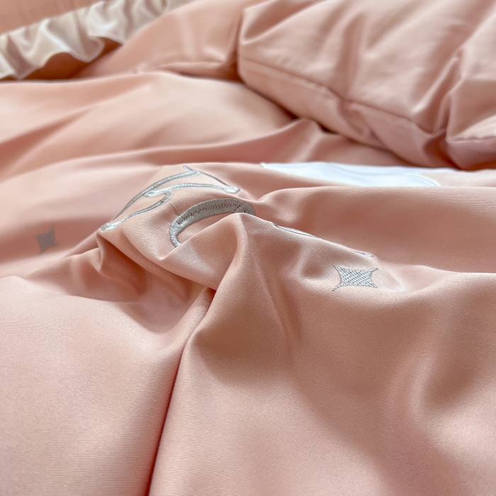 91家纺网 家纺一手货源 找家纺 沐慕 22新款水洗真丝刺绣花边四件套 幸运蝴蝶结-玉粉