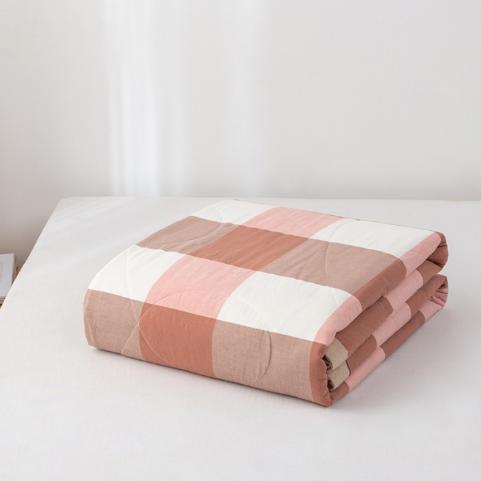 91家纺网 家纺一手货源 找家纺 全棉色织水洗棉花夏被四件套纯棉空调被夏凉被粉大格