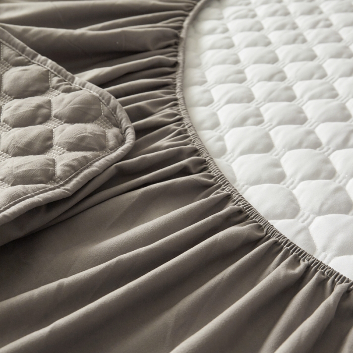 91家纺网 家纺一手货源 找家纺 给笠 2023新款亲肤磨毛夹棉床笠 小格灰