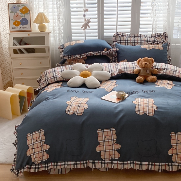 91家纺网 家纺一手货源 找家纺 上尚居 2024新款小清新韩版花边磨毛四件套水洗棉小熊吉米灰