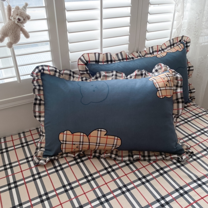 91家纺网 家纺一手货源 找家纺 上尚居 2024新款小清新韩版花边磨毛四件套水洗棉小熊吉米灰