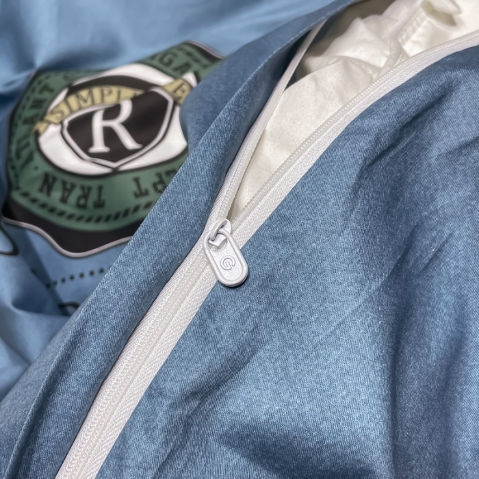 91家纺网 家纺一手货源 找家纺 金爱家 2023新款全棉13372简约条格四件套洛可可蓝