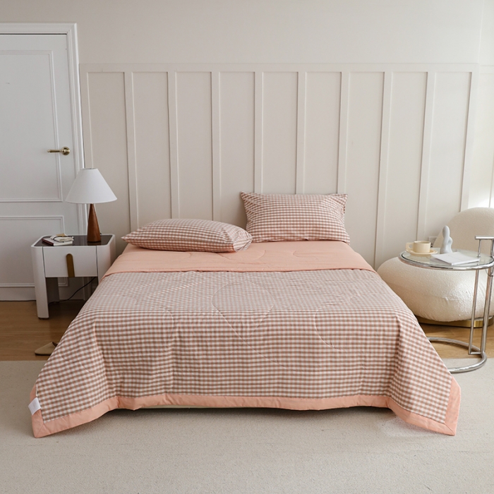 91家纺网 家纺一手货源 找家纺 寐眠2022全棉色织水洗棉夏被子被芯夏凉被四件套-羽丝棉 粉小格