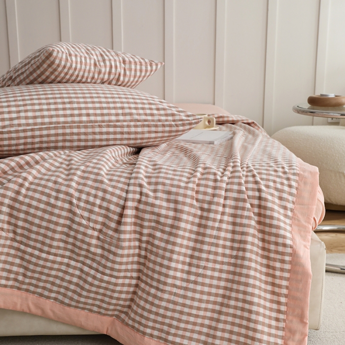 91家纺网 家纺一手货源 找家纺 寐眠2022全棉色织水洗棉夏被子被芯夏凉被四件套-羽丝棉 粉小格