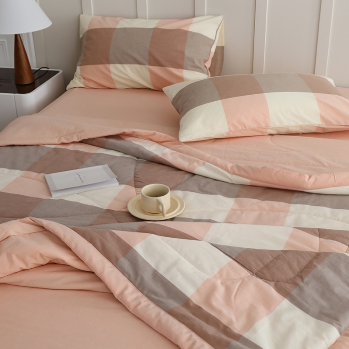 91家纺网 家纺一手货源 找家纺 寐眠2022新款全棉色织水洗棉夏被子被芯（棉花芯） 粉大格