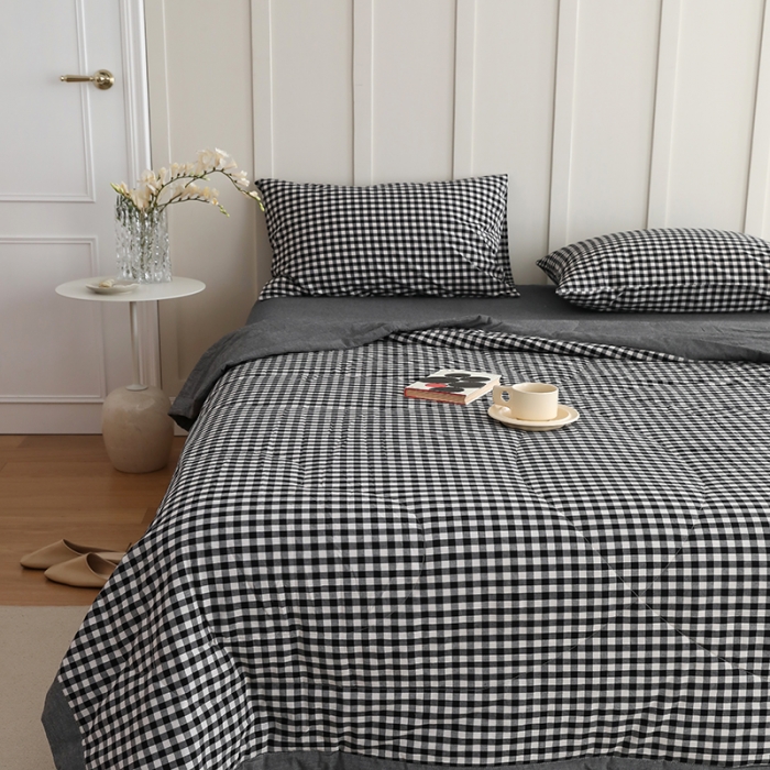 91家纺网 家纺一手货源 找家纺 寐眠2022新款全棉色织水洗棉夏被子被芯（棉花芯） 黑白小格