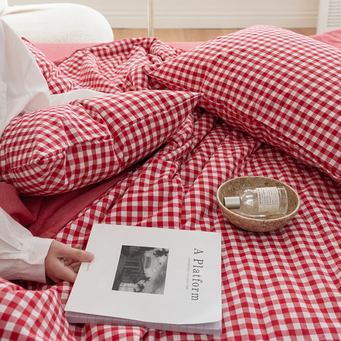 91家纺网 家纺一手货源 找家纺 寐眠2022新款全棉色织水洗棉夏被子被芯（棉花芯） 红小格