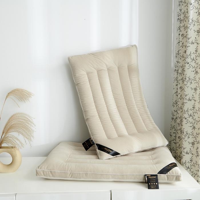 91家纺网 家纺一手货源 找家纺 赛格时代家居 牛奶绒舒适护颈羽丝绒枕头 低枕