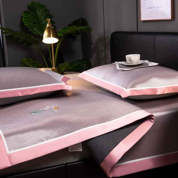 91家纺网 家纺一手货源 找家纺 欧冠 2022新款高端碳光1800冰丝席系列碳光冰丝-粉色