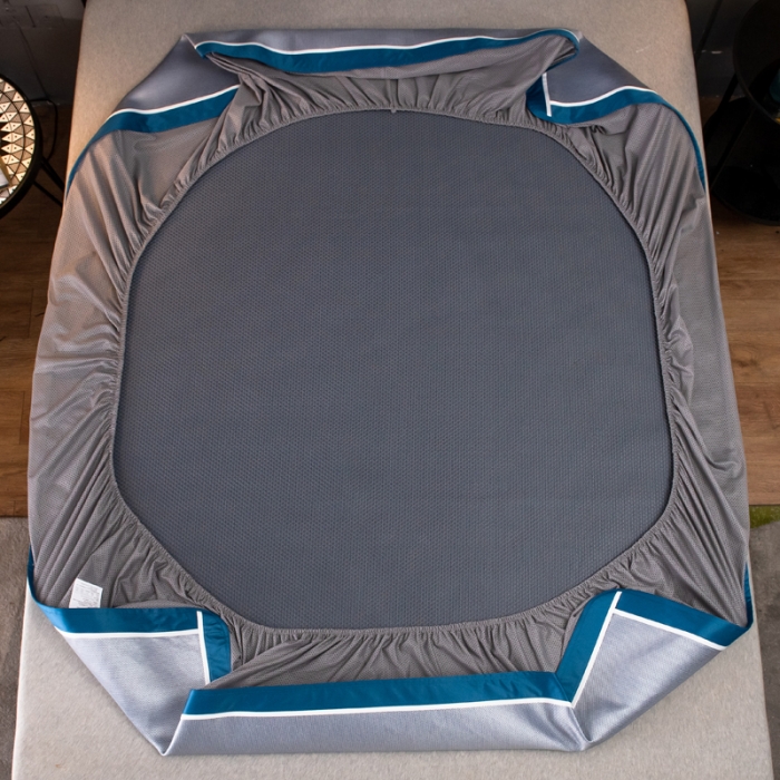 91家纺网 家纺一手货源 找家纺 欧冠 2022新款高端碳光1800冰丝席系列碳光冰丝-深蓝