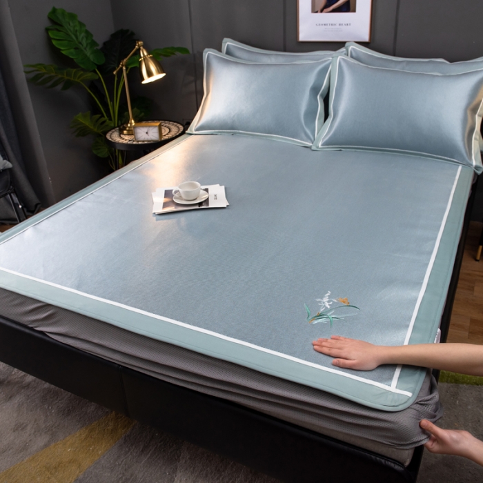 91家纺网 家纺一手货源 找家纺 欧冠 2022新款高端碳光1800冰丝席系列碳光冰丝-水绿