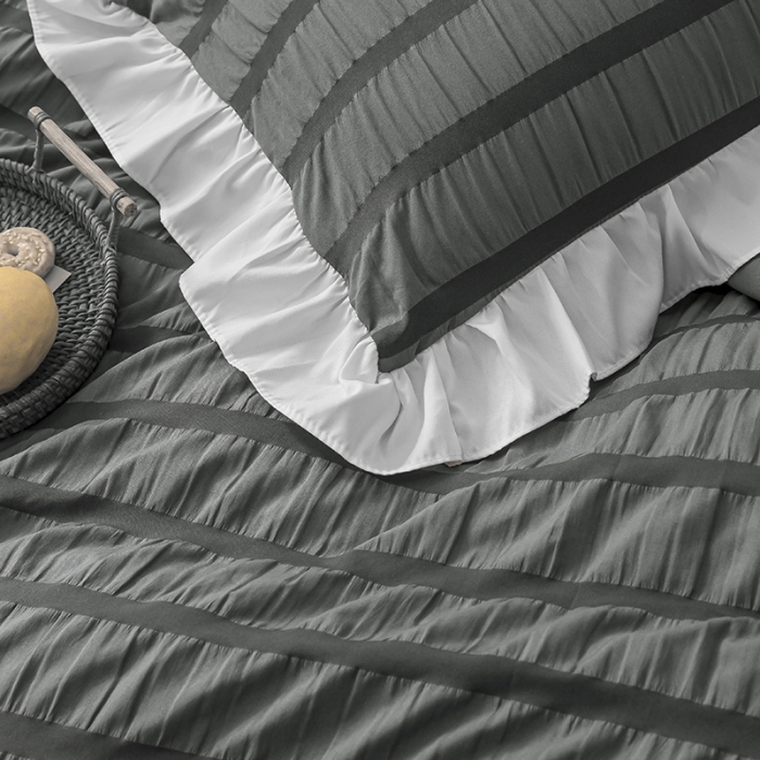 91家纺网 家纺一手货源 找家纺 慕澄 2022新款公主风泡泡纱花边四件套 极致灰