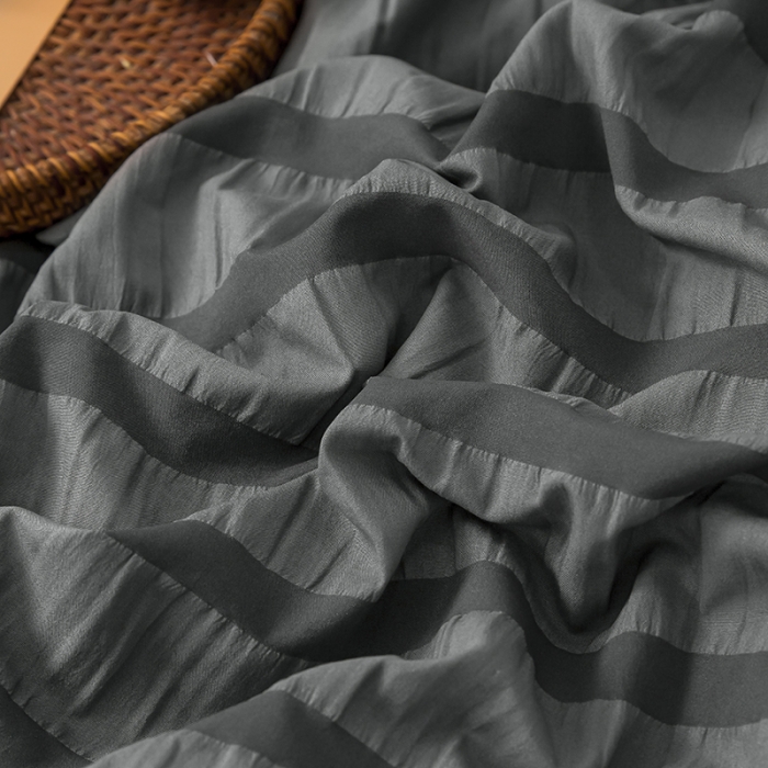 91家纺网 家纺一手货源 找家纺 慕澄 2022新款公主风泡泡纱花边四件套 极致灰