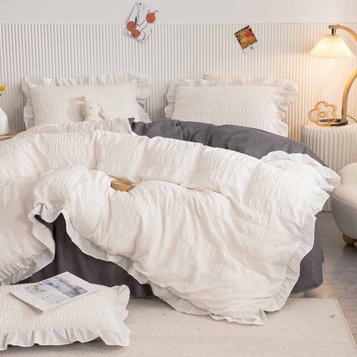 91家纺网 家纺一手货源 找家纺 慕澄 2022新款公主风泡泡纱花边四件套 梨花白＋灰