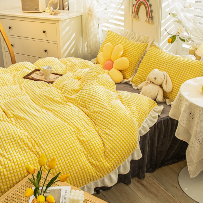 91家纺网 家纺一手货源 找家纺 慕澄 2022牛奶绒剪花绒荷叶边四件套暖光效果图 满天星