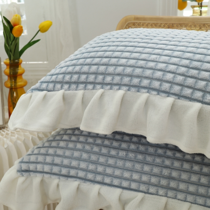 91家纺网 家纺一手货源 找家纺 慕澄 2022新款牛奶绒花边枕套48*74一对 可可蓝