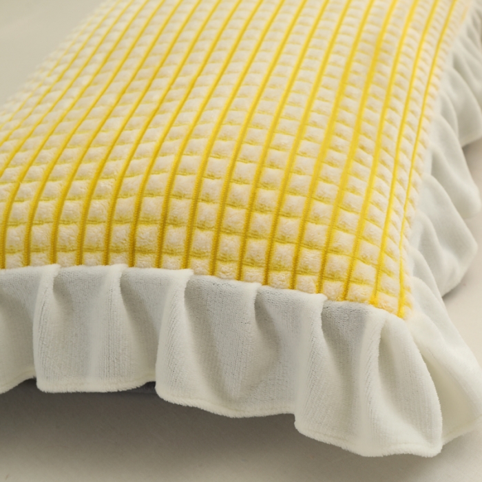 91家纺网 家纺一手货源 找家纺 慕澄 2022新款牛奶绒花边枕套48*74一对 满天星