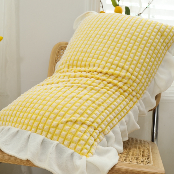 91家纺网 家纺一手货源 找家纺 慕澄 2022新款牛奶绒花边枕套48*74一对 满天星