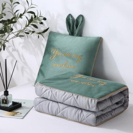 91家纺网 家纺一手货源 找家纺 （总）慕澄 2022新款兔兔网红抱枕被