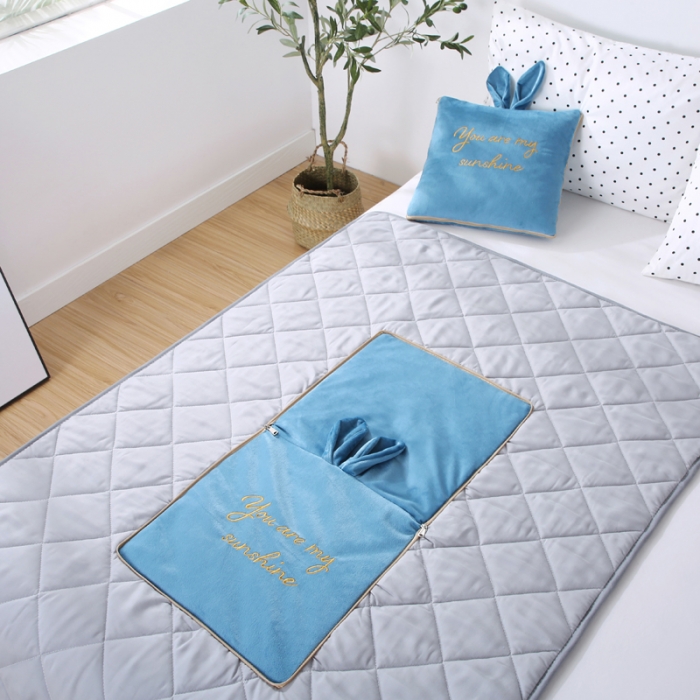 91家纺网 家纺一手货源 找家纺 （总）慕澄 2022新款兔兔网红抱枕被