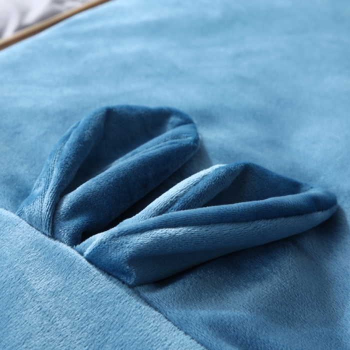 91家纺网 家纺一手货源 找家纺 慕澄 2022新款兔兔网红抱枕被 兔兔-梦幻蓝