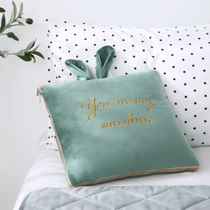 91家纺网 家纺一手货源 找家纺 慕澄 2022新款兔兔网红抱枕被 兔兔-松石绿