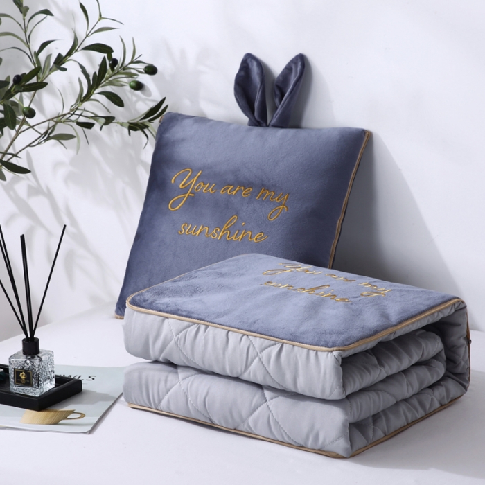 91家纺网 家纺一手货源 找家纺 慕澄 2022新款兔兔网红抱枕被 兔兔-星空灰