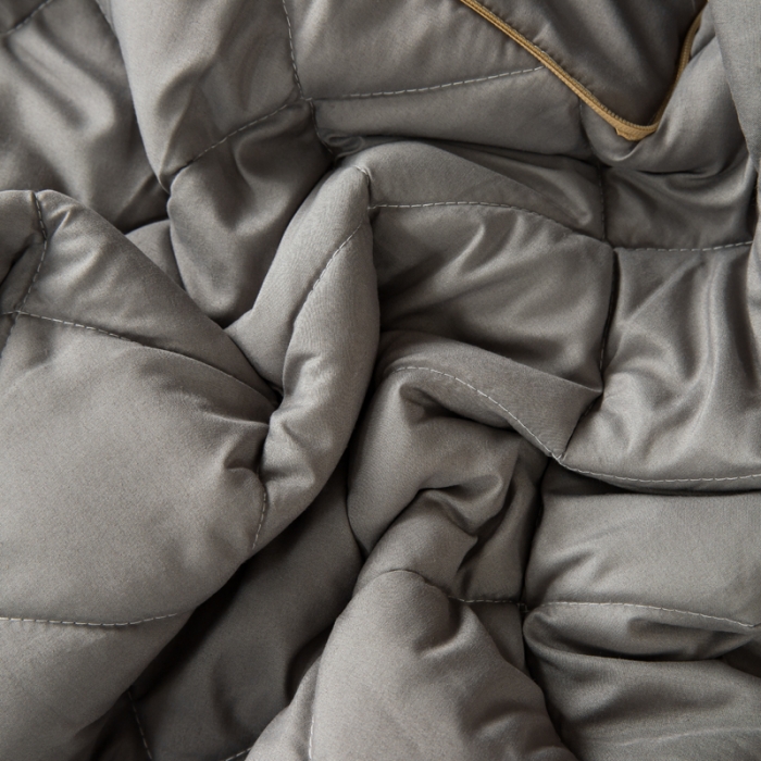 91家纺网 家纺一手货源 找家纺 慕澄 2022新款玩偶熊可拆卸抱枕被 玩偶熊-磨岩灰