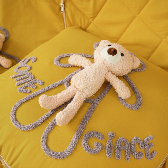 91家纺网 家纺一手货源 找家纺 慕澄 2022新款玩偶熊可拆卸抱枕被 玩偶熊-柠檬黄