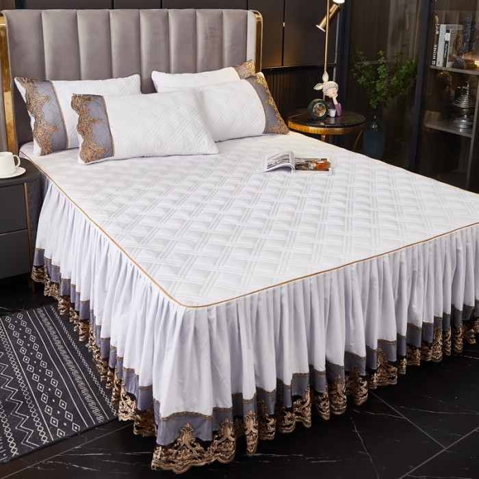 91家纺网 家纺一手货源 找家纺 衿成 2025新款全棉贴布绣花边床裙 黛丝白云白